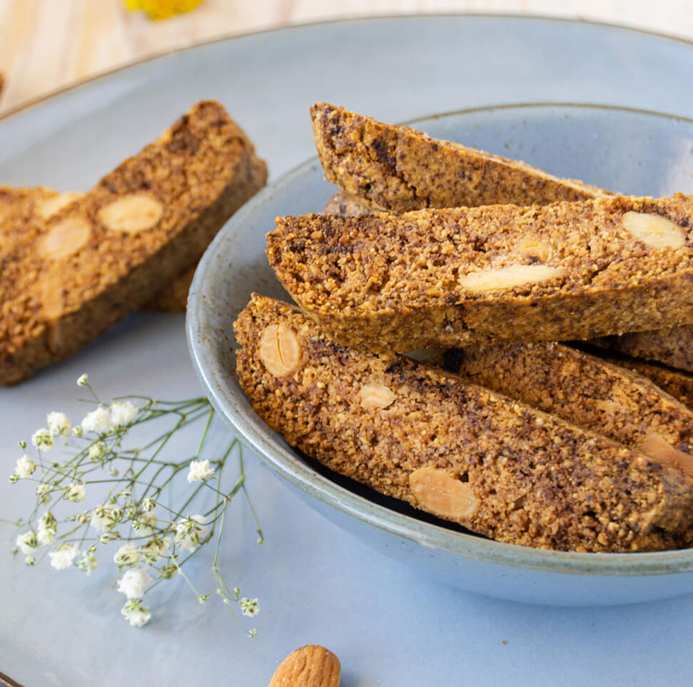 Cantucci low carb con farina di mandorla, senza glutine e senza lattosio